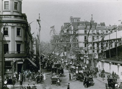 Strand, avec des décorations - English Photographer